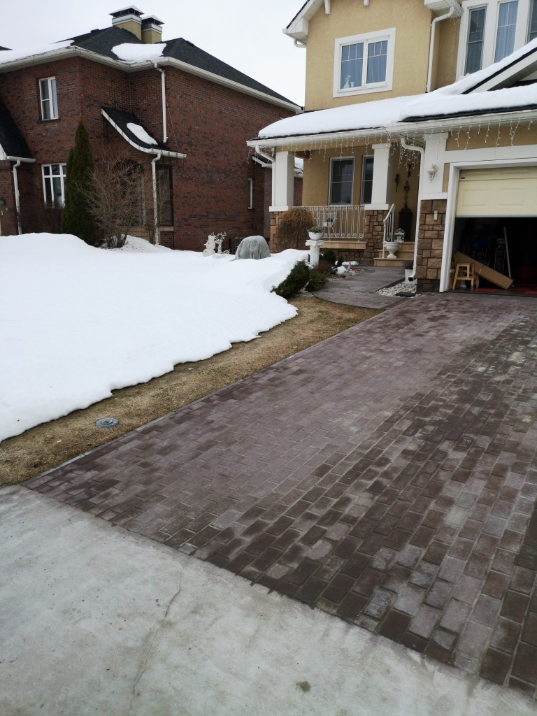 <span style="font-weight: bold;">обогрев площадок, ступеней, парковок</span>